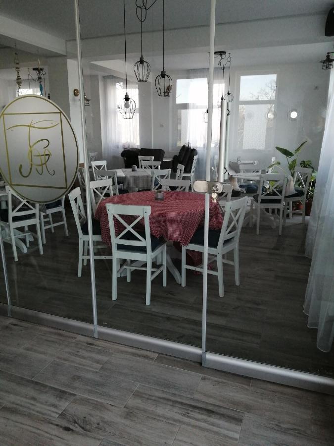 Tina Guest House Basarabi Eksteriør bilde