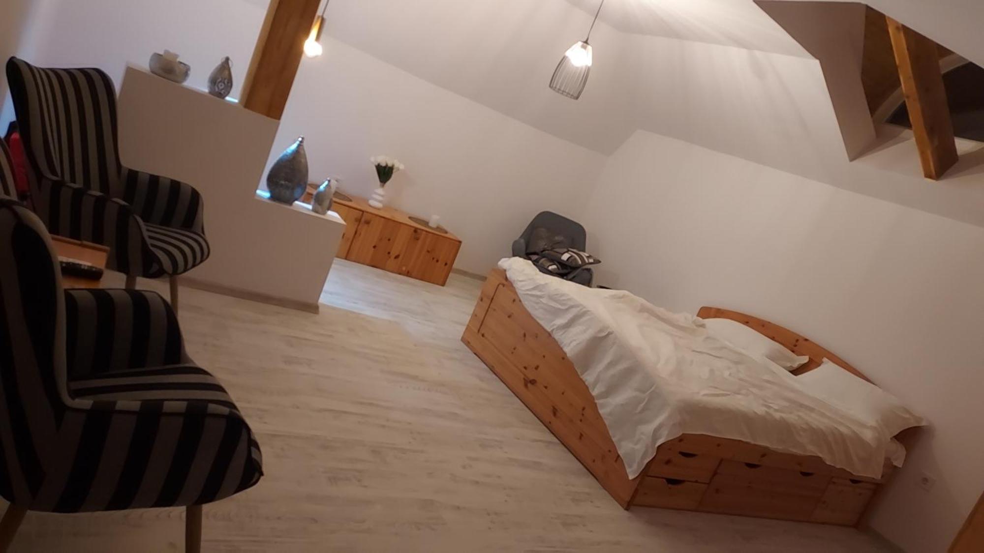 Tina Guest House Basarabi Eksteriør bilde