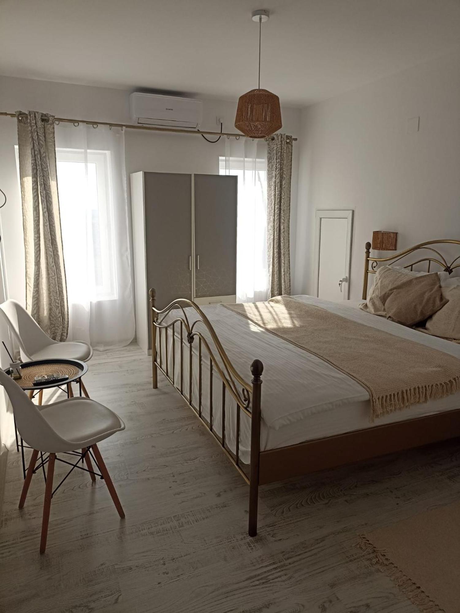 Tina Guest House Basarabi Eksteriør bilde