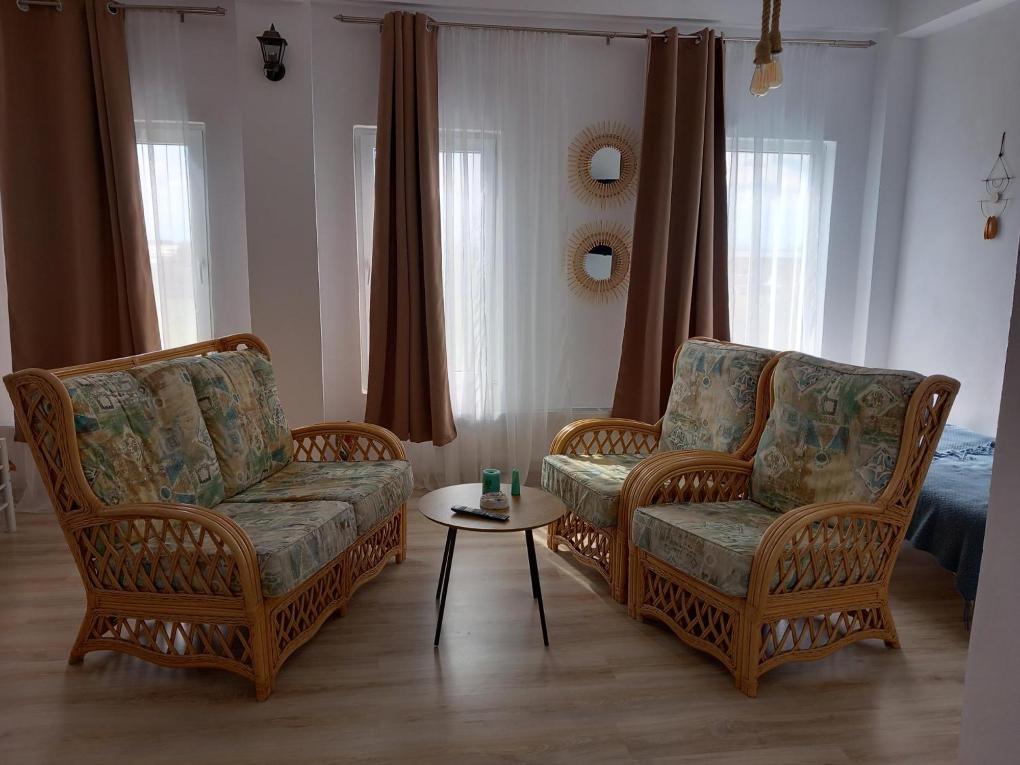 Tina Guest House Basarabi Eksteriør bilde